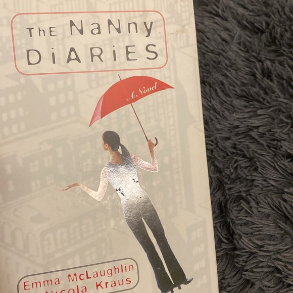 The Nanny Diaries BOOK - Picture 12 of 12
